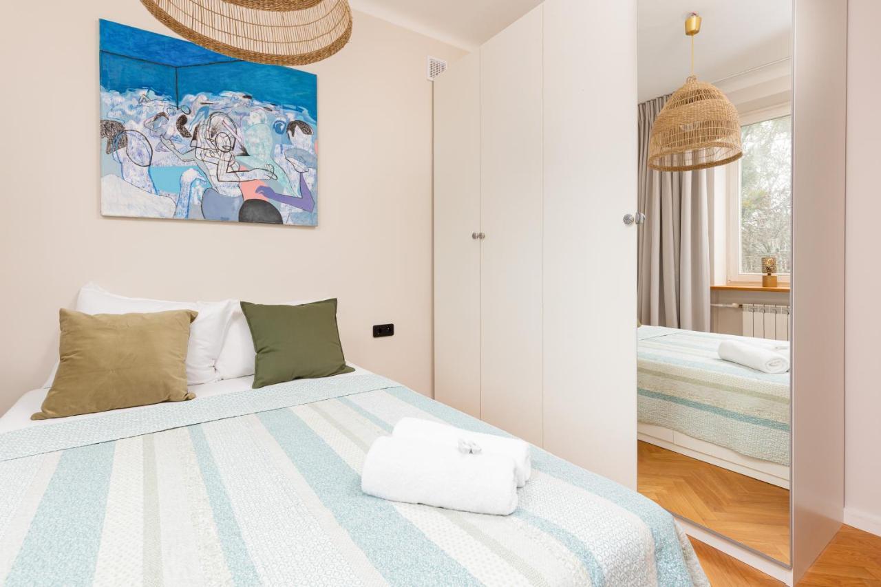 Apartment Warsaw Wiktorska By Noclegi Renters Kültér fotó
